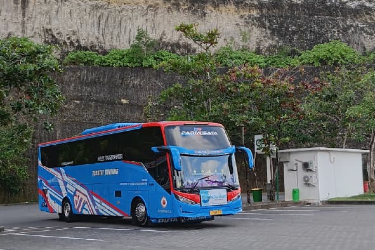 Menjelajahi Surga Tropis: Perjalanan Pariwisata Seru dari Jakarta ke Pantai Melati Ungasan Bali
