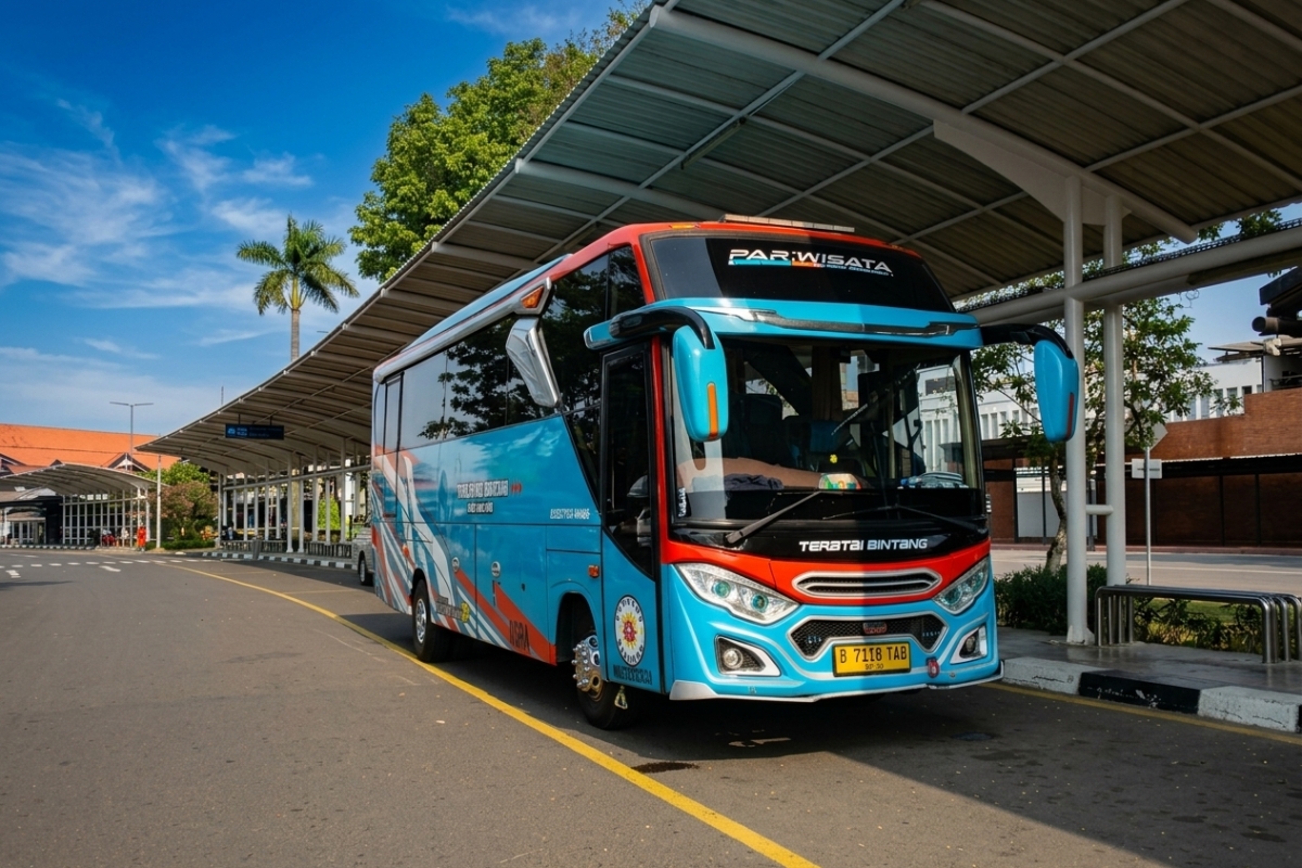 No More Drama Delay! Antar-Jemput Bandara Soekarno-Hatta Bareng Medium Bus Tebi Trans