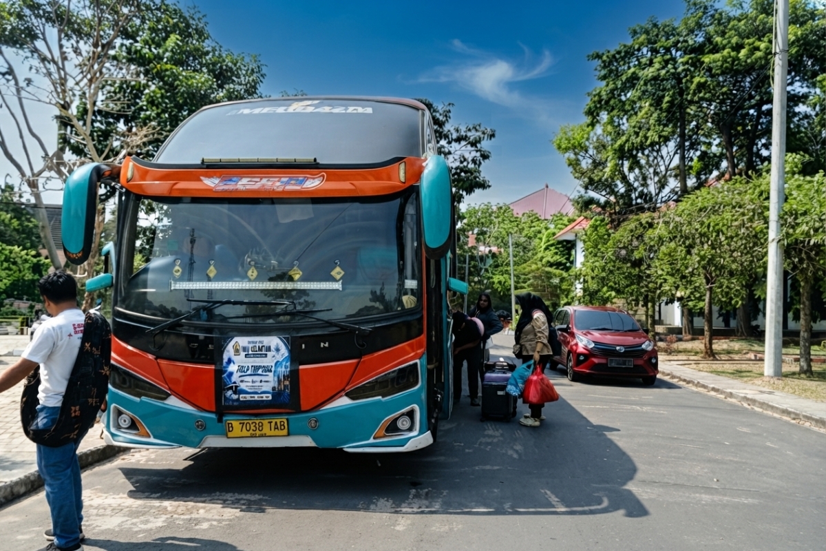 Spill Rahasia Trip Antar-Pulau Hits: Sewa Big Bus Tebi Trans ke Universitas Bengkulu!